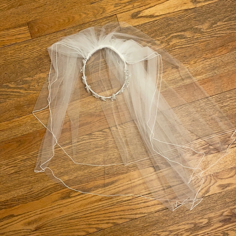 Veil/head dress